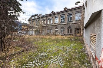 Prodej průmyslového areálu 11 341m² - 11