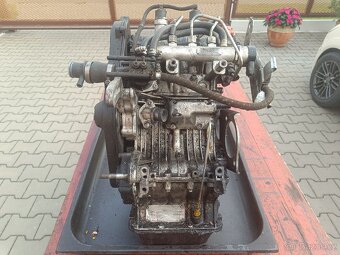 DÍLY NA LIGIER - MOTOR + ROZVODOVÁ SADA - 11