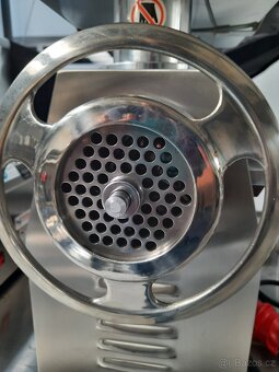 Mlýnek na maso 22 Řeznický vlček, Řezačka masa 22 - 11