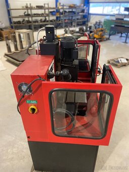 CNC Frézka FC 16 CNC s řídicím systémem MIKROPROG - 11