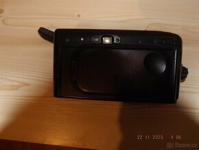 Prodám sběrateli staré fotoaparáty, kameru 8mm,promítačku - 11