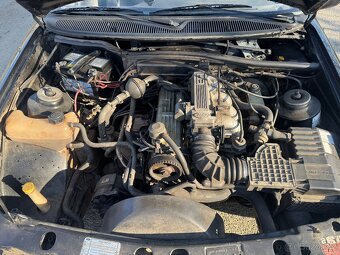 Ford Sierra 2.0i OHC Ghia - 11