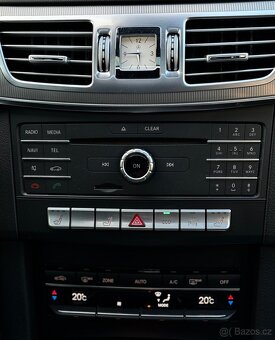 Mercedes-Benz E350 Bluetec 4Matic - 11