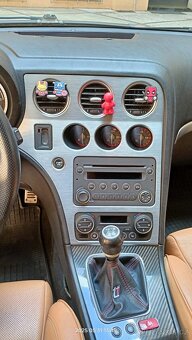 Alfa Romeo 159 s motorem 1.9 JTD o výkonu 110 kW Ti - 11