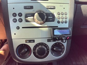 Opel Corsa 1,3 CDTi Serviska, Tažné, Klima - 11