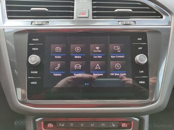 VW Touran DSG HIGHLINE LED ACC NAVI VYHŘ.SEDAČKY TAŽNÉ - 11