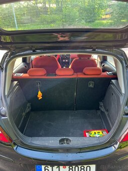 Opel Corsa D 1.2 59 kW - 11