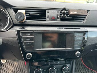 Skoda Superb 2018 - 11