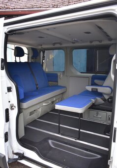 HEZKÝ OPEL VIVARO 2.5 CDTI -- WESTFALIA -- WEBASTO -- SPANÍ - 11