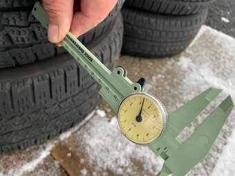 P: 4 ks zimních pneu 205/60 R16C MAXXIS Vansmart Snow - 11