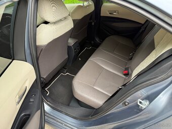 Toyota Corolla 1.8 Hybrid - Executive VIP - 11