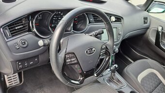 Kia Ceed 1.6 GT line, jen 65tkm, 2x alu, 1. majitel, TOP - 11