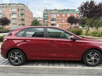 Hyundai i30 1.5i 2023 | Automat | 13 319 km | Záruka do 2028 - 11