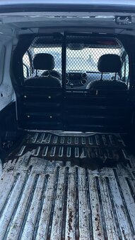 Peugeot Partner, Peugeot Partner; 1,6 HDI - vadný motor - 11