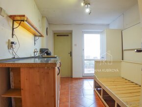 Přetvořte si tento dům k obrazu svému - RD Kyjov - 11