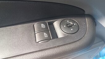 FORD FOCUS 1.6i-74KW-KRASAVEC-benzín - 11