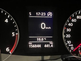 Volkswagen Touran 2.0TDI DSG 7-míst KAMERA TEMPOMAT - 11