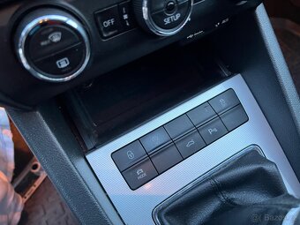 Škoda Octavia III Combi 12/2013 4x4 2.0 TDI 110 kW CKFC - 11