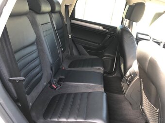 Volkswagen Touareg 3.0TDI V6 4MOTION R-Line 2016 - 11