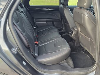 Ford Mondeo Hybrid - 11