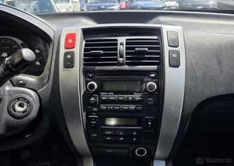 Hyundai Tucson 2.0-4x4-TAŽNÉ 1,6t-NÍZKÉ KM - 11