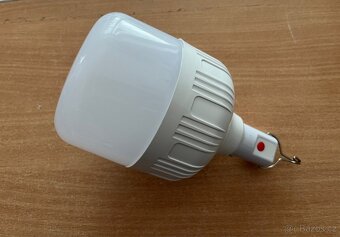 Přenosná dobíjecí lampa - 11