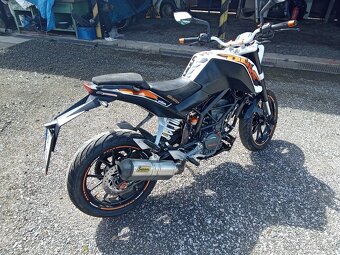 KTM 125 Duke - 11