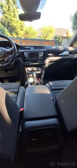 VW Touran 2.0TDI 150PS DSG Highline r.v. 2016 - 11