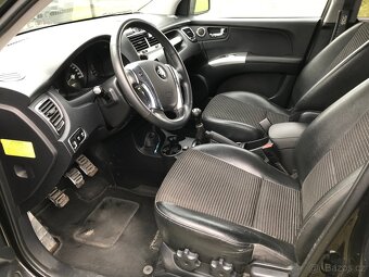 Kia Sportage 2.0i 104KW LPG R.V 2006 4X4 - 11