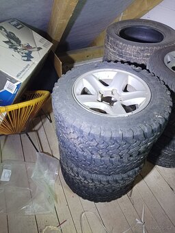 Suzuki Grand Vitara  2.0 - 11
