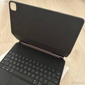 iPad Pro 12.9 6 gen + Magic Keyboard + Apple Pencil 2 - 11