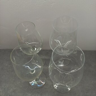 Nádobí - talíře, sklenice, skleničky, hrníčky - 11