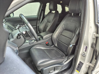 Jaguar E-Pace 2,0Ti P250 184Kw R-Dynamic Led 499.999Kč - 11