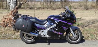 Suzuki GSX 1100 F dobrý stav, kufry, málo km - 11