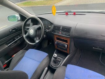 Volkswagen Golf 1.4 16V - 11