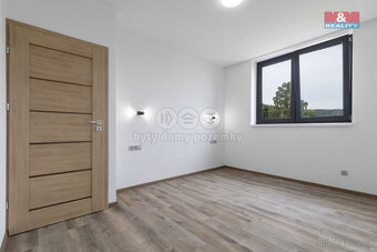 Prodej rodinného domu, 5+kk, 108 m², Vidče - 11