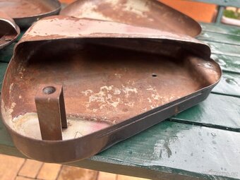 Jawa pérák kastlík FJ - 11