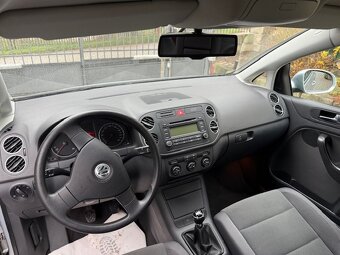 Volkswagen Golf Plus, 1,6 FSi pravid.servis nová STK - 11