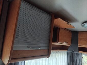 Obytny prives karavan knaus s palandama - 11