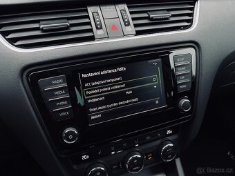 ŠKODA OCTAVIA COMBI III 2.0TDI 110KW DSG STYLE 2016 - 11