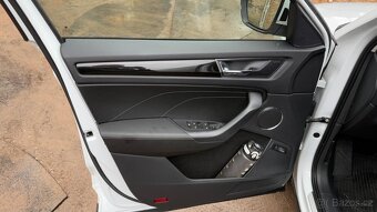 Prodám Škodu KODIAQ Laurin a Klement 4x4, DSG - 11