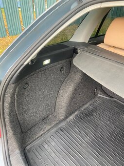 Škoda Fabia 1,4 16v 74Kw Elegance (291000) - 11