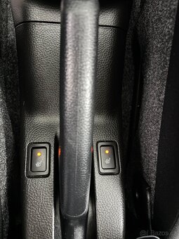 Suzuki Swift,  1.2 69 kW 4x4 64000 km PLNÝ SERVIS PĚKNÉ  - 11