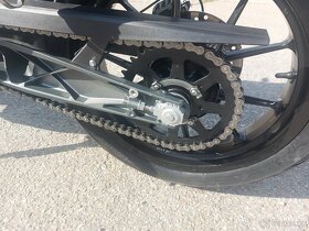KTM 200 DUKE ORANGE ABS, 2013 naj. 11000 km nové pneu - 11