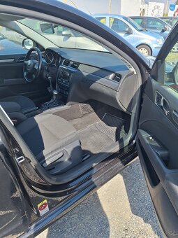 Škoda Superb 2.0TDi 103Kw DSG CR Comfort - 11