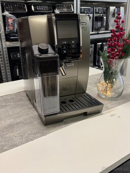 Kávovar DeLonghi Dinamica Plus ECAM370.95.T - 11