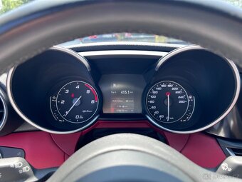 Alfa Romeo Giulia - 11