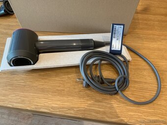 Nový fén Dyson Supersonic - 11