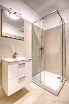 Novostavba bytu 3+kk, 84 m² v klidné lokalitě ve Smiřicích. - 11