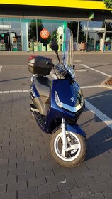 Peugeot E-Vivacity - elektroskútr modrý - 11